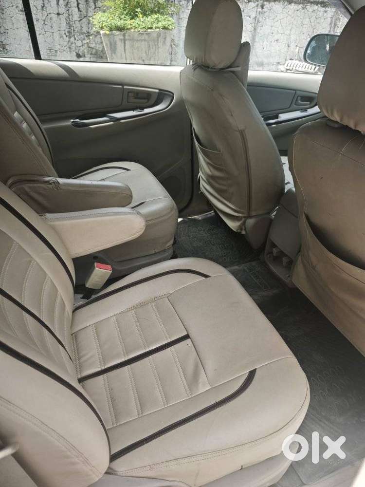 Toyota Innova 2.5 V 7 Str, 2012, Diesel