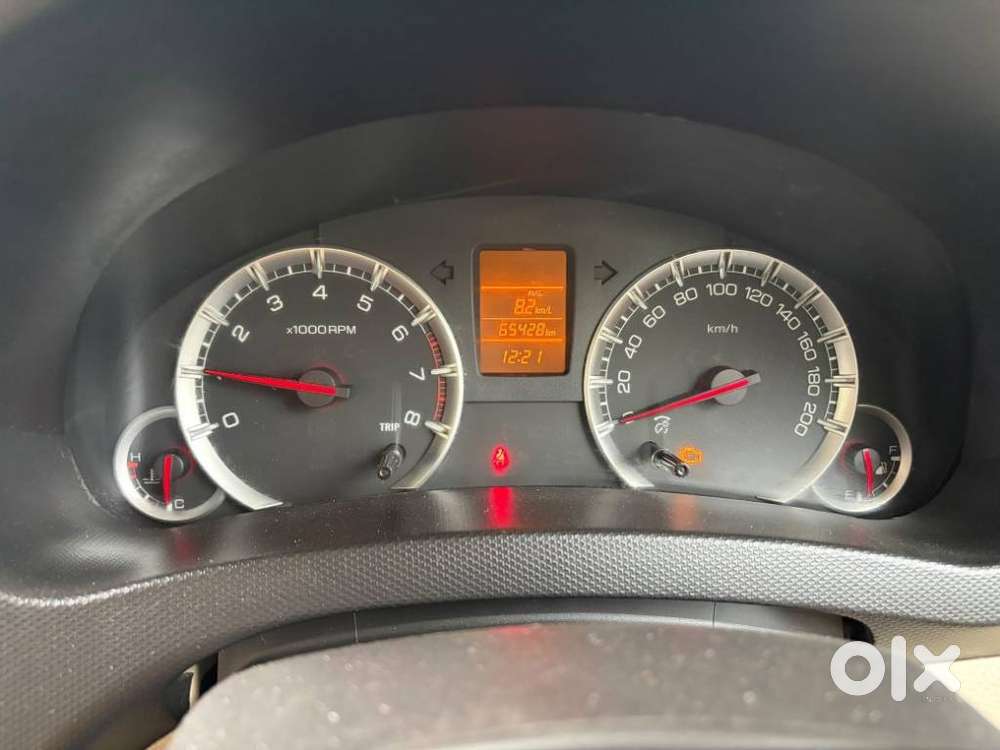 Maruti Suzuki Swift Dzire 1.3 Vxi, 2014, Petrol
