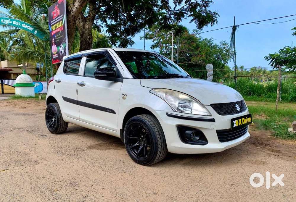 Maruti Suzuki Swift Lxi, 2016, Petrol