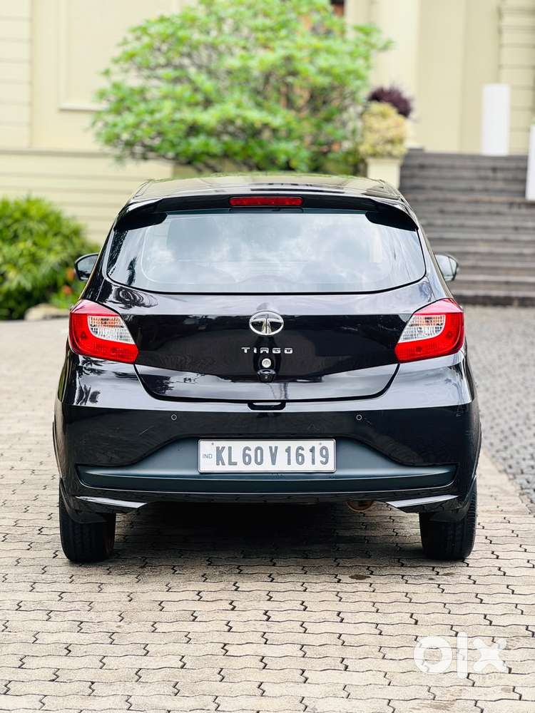 Tata Tiago 1.2 Revotron Xt (o), 2023, Petrol