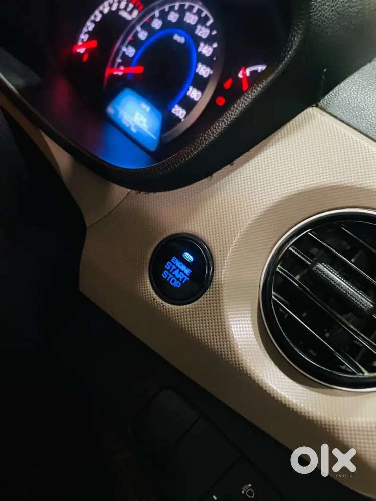 Hyundai Grand I10 Sportz ( Push Button Start )( September ) 2014 Model