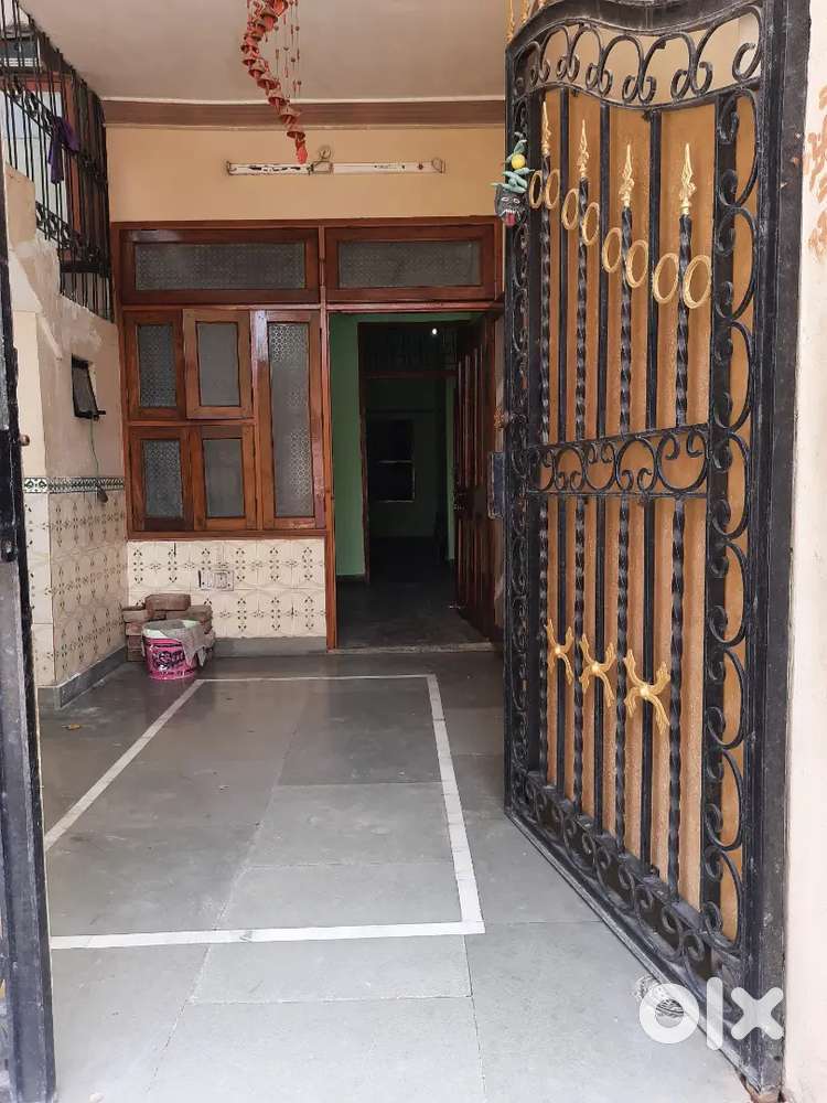 Independent 2 Room Kitchen Living Dinning and Store available for rent