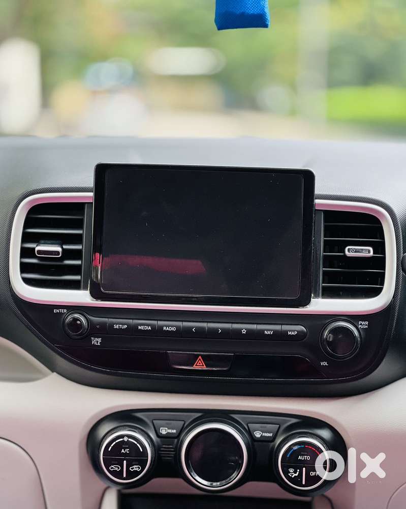 Hyundai Venue 1.5 Crdi Sx (o) Dual Tone, 2023, Diesel