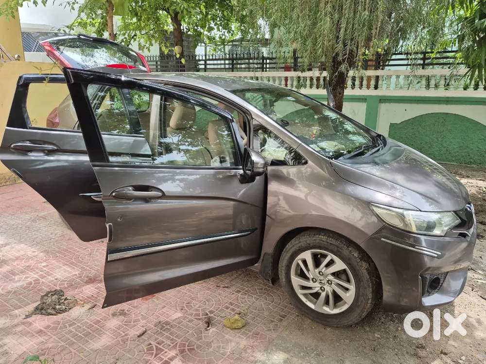 Honda Jazz 2016 Petrol 89200 Km Driven