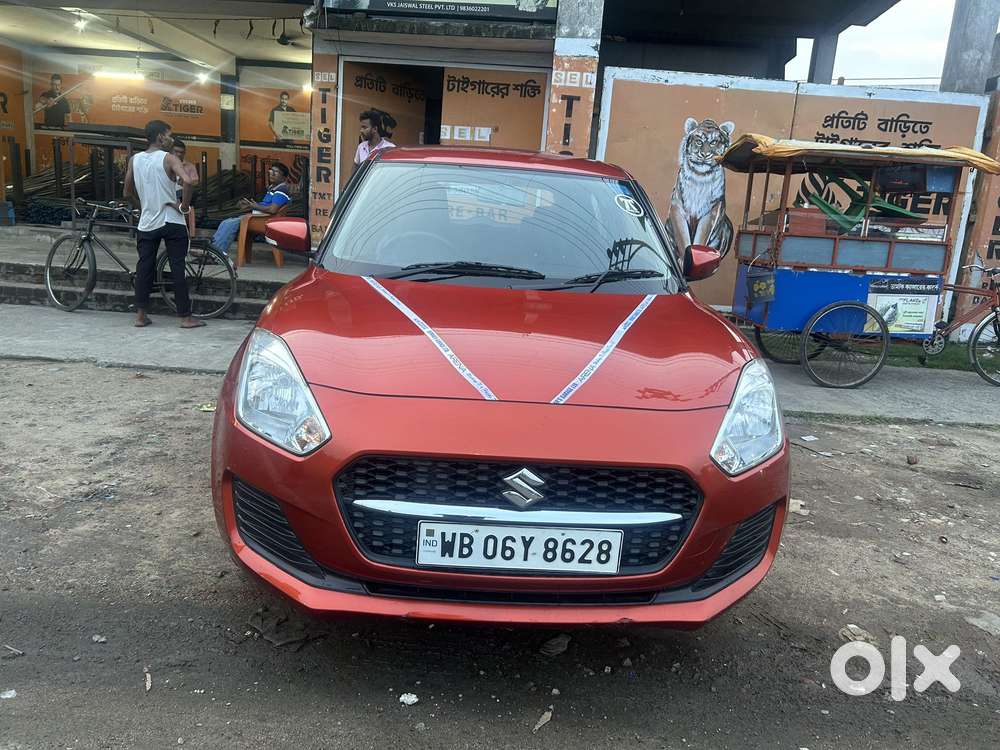 Maruti Suzuki Swift Vxi Optional, 2023, Petrol