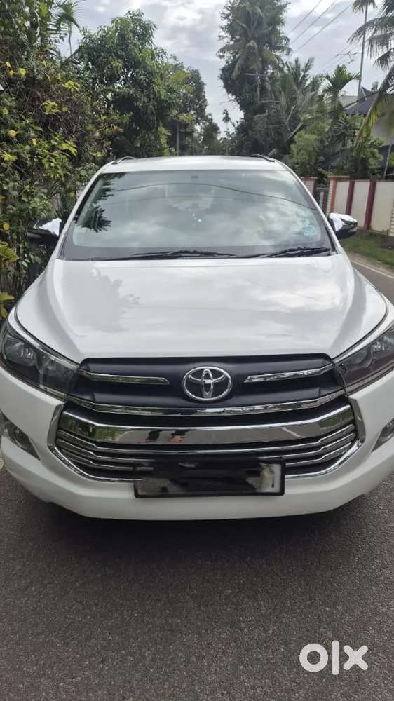 Toyota Innova Crysta 2016 Petrol 55000 Km Driven