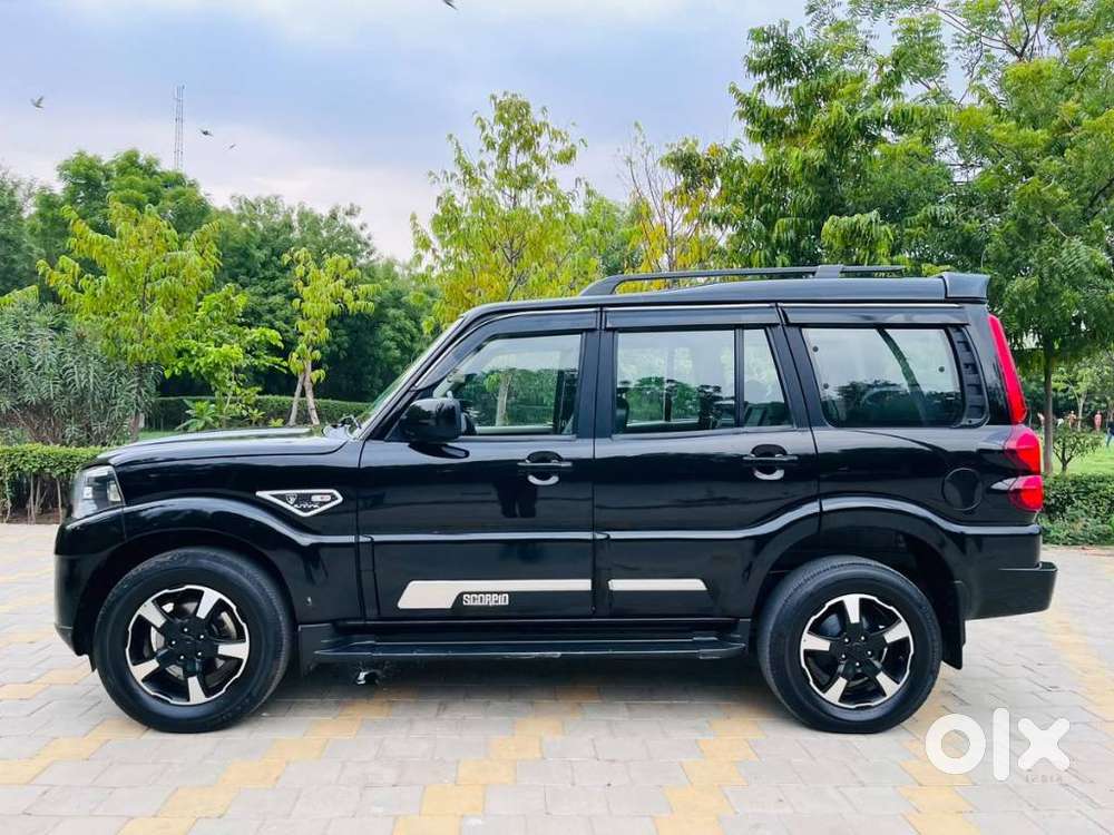 Mahindra Scorpio Classic 2.2 S 11 Mt 7 Cc, 2025, Diesel