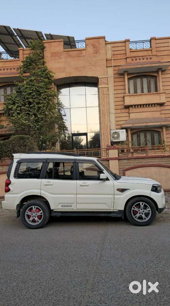 Mahindra Scorpio S10, 2017, Diesel