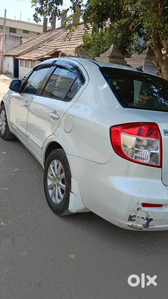 Maruti Suzuki Sx4 Zdi (top End) 2013