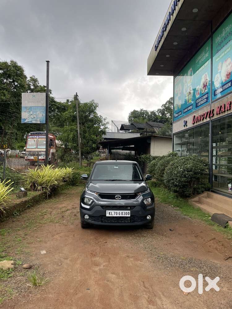 Tata Punch Accomplished, 2021, Petrol