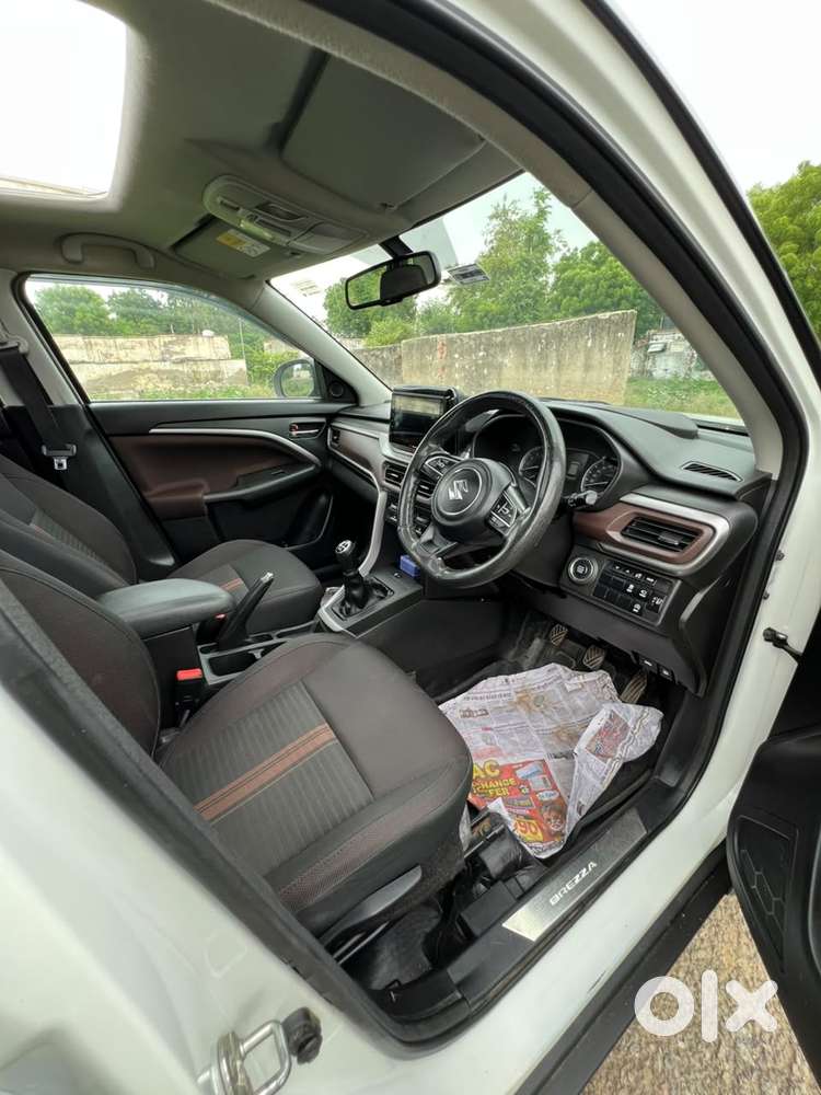 Maruti Suzuki Brezza 1.5 Zxi Plus Smart Hybrid, 2022, Petrol