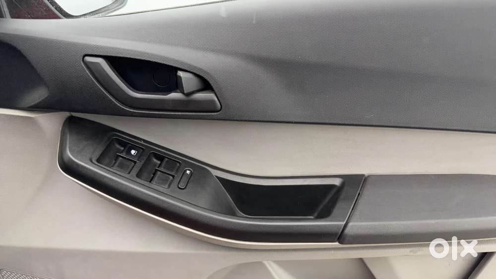 Tata Tiago 1.2 Revotron Xt Cng, 2022, Cng & Hybrids
