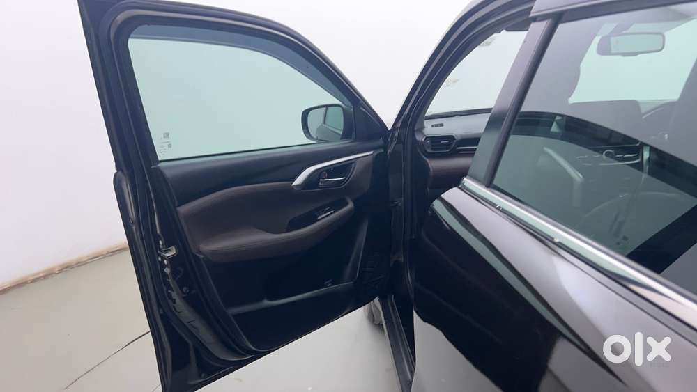 Toyota Urban Cruiser Hyryder 1.5 V Hybrid, 2024, Cng & Hybrids