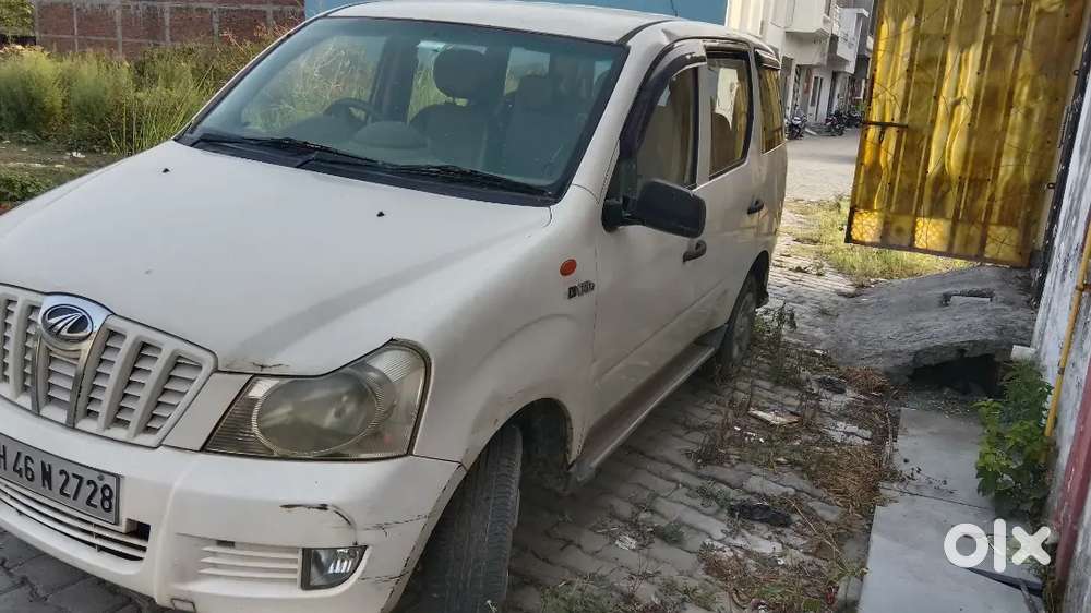 Mahindra Xylo 2012