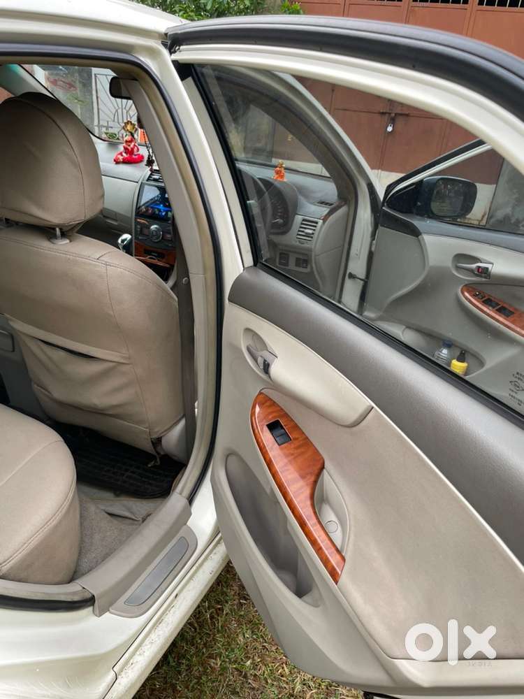 Toyota Corolla Altis 2009
