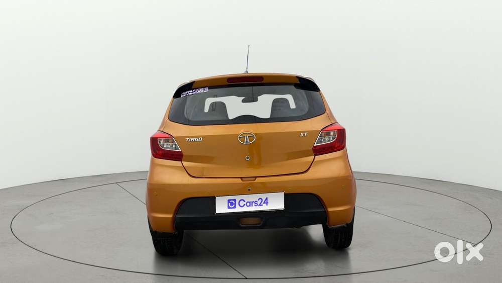 Tata Tiago 1.2 Revotron Xt, 2016, Petrol