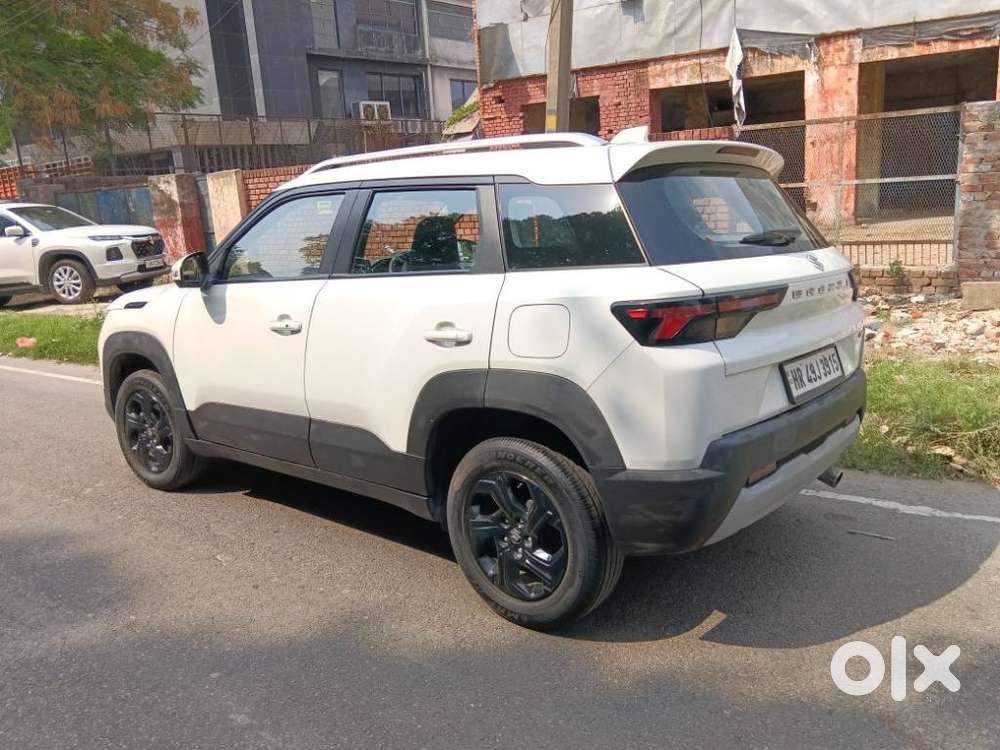 Maruti Suzuki Brezza 1.5 Zxi Smart Hybrid, 2023, Petrol