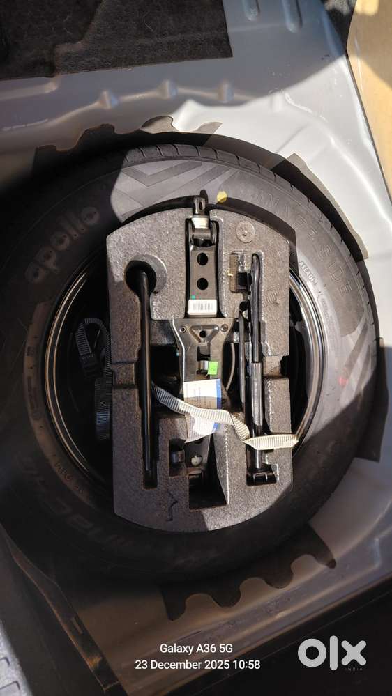 Skoda Kushaq 1.0 Tsi Ambition, 2022, Petrol