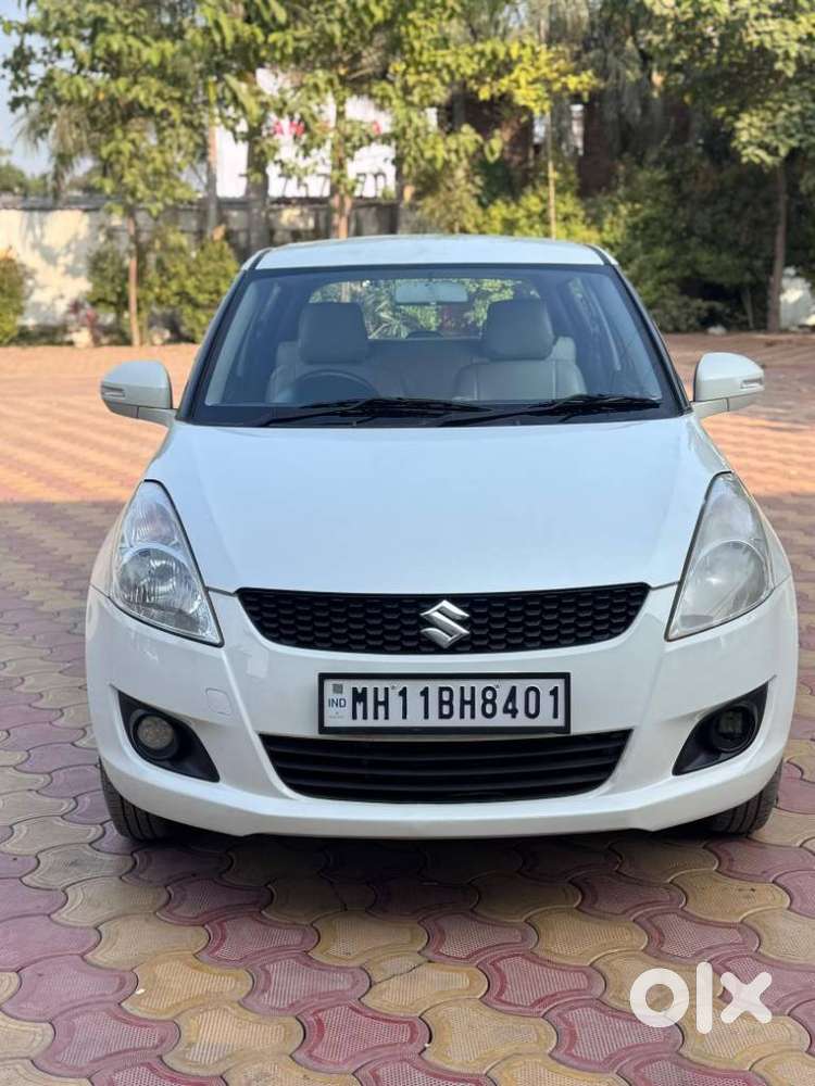 Maruti Suzuki Swift Vxi 1.2 Abs Bs-iv, 2014, Cng & Hybrids