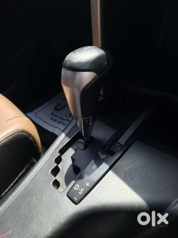 Toyota Innova Crysta 2.8 Zx At 7 Seater, 2017, Diesel