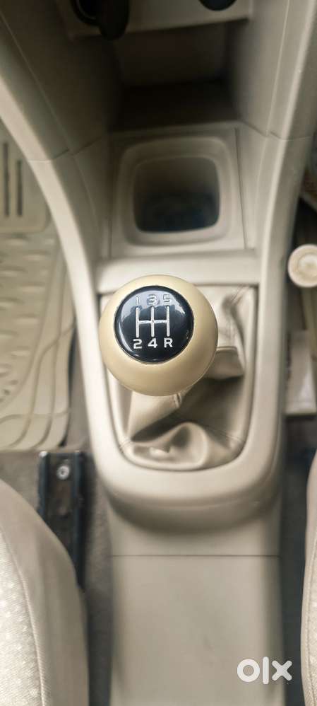 Maruti Suzuki Dzire 1.2 Vxi, 2014, Petrol