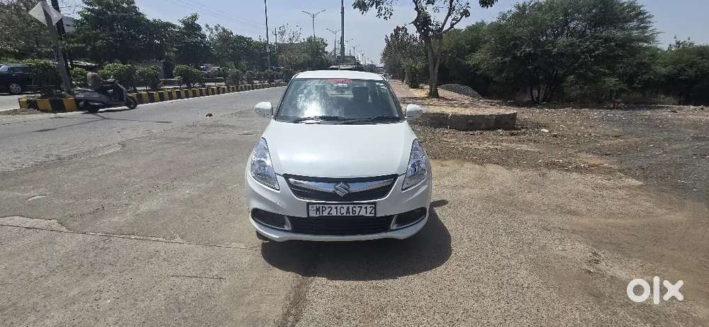 Maruti Suzuki Dzire 2017 Petrol 28800 Km Driven