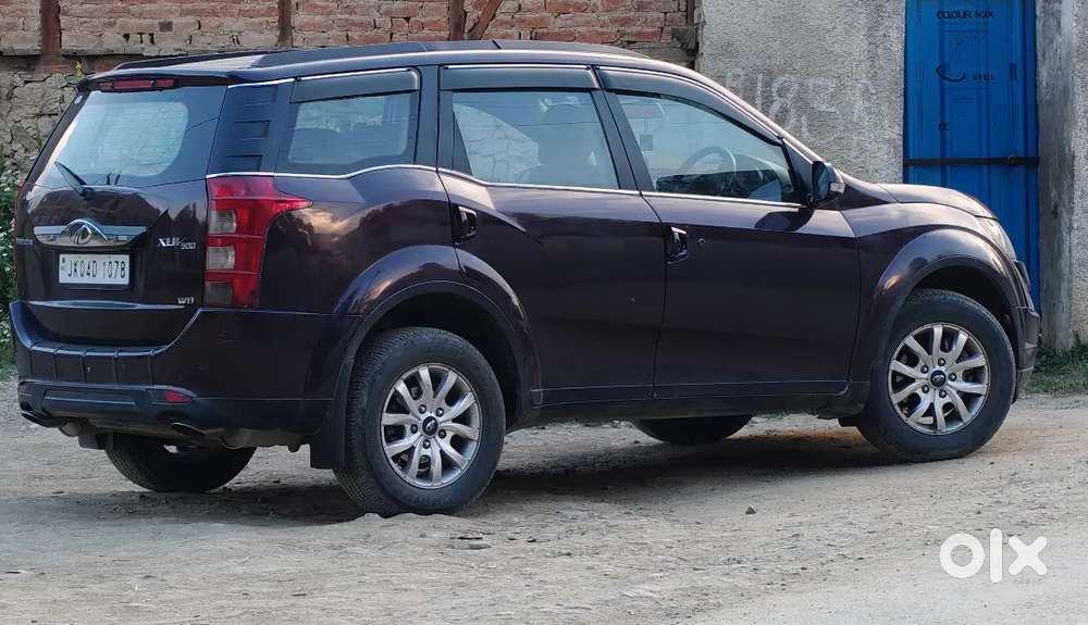 Mahindra Xuv500 December 2015 Diesel 67500 Km Driven Jk04 Registration