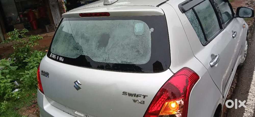 Maruti Suzuki Swift 2010 Petrol 67000 Km Driven