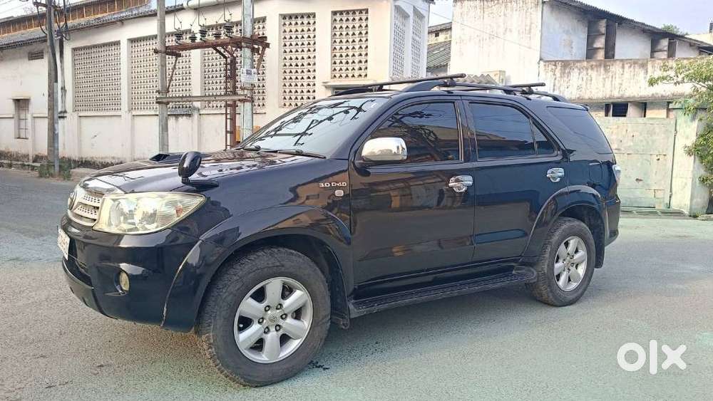 Toyota Fortuner 3.0 4x4 Manual, 2011, Diesel