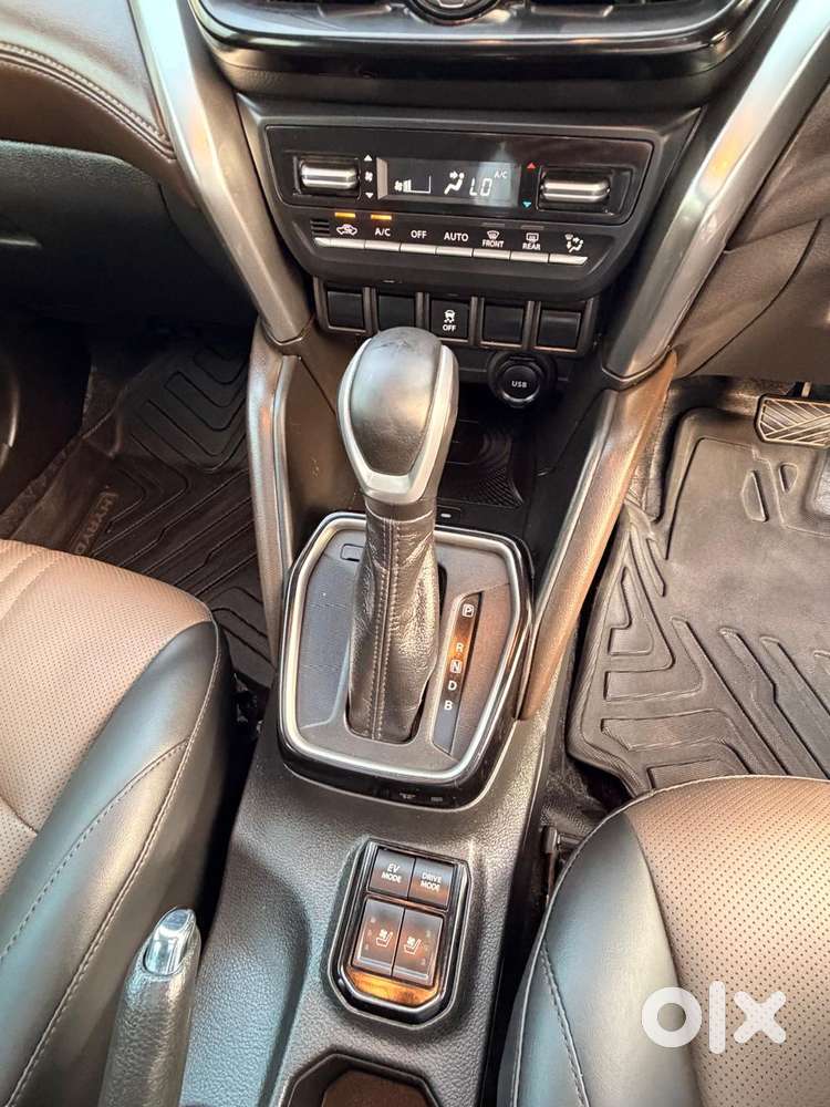Toyota Urban Cruiser Hyryder 1.5 V Hybrid, 2023, Petrol