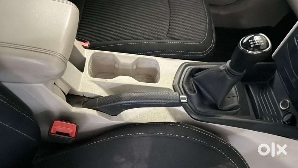 Mahindra Xuv300 W4 Diesel, 2022, Diesel