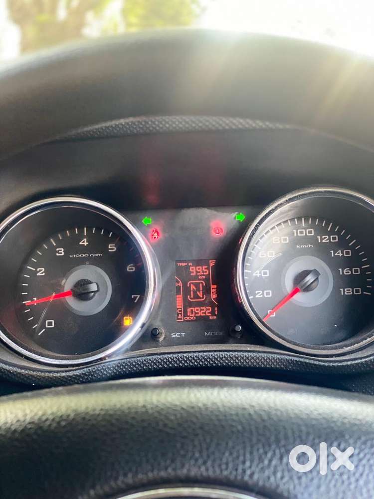 Mahindra Tuv 300 Mhawk100 T8, 2016, Diesel