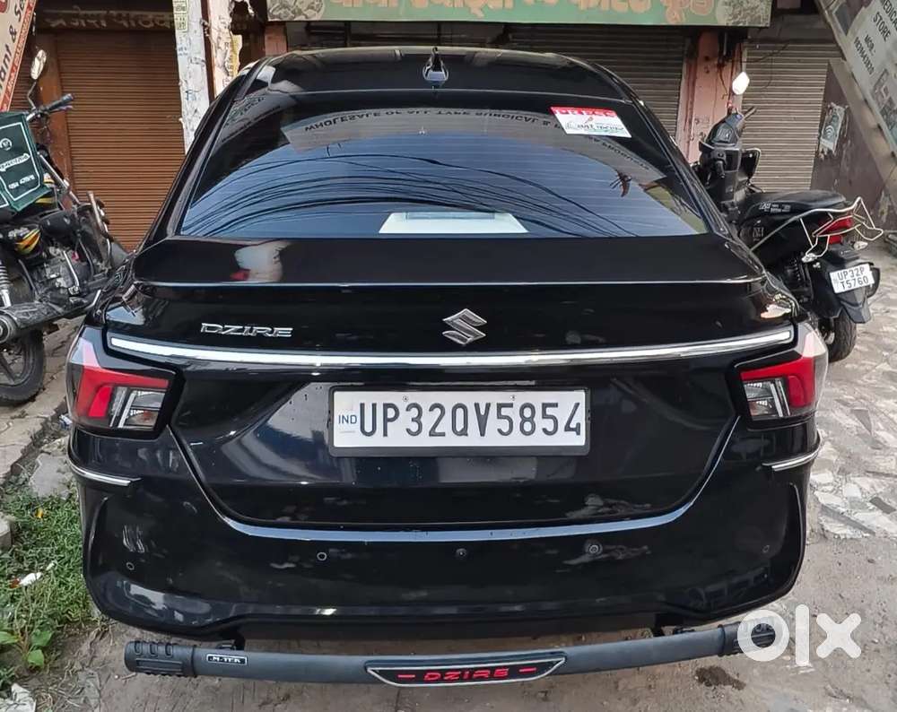 Maruti Suzuki Dzire Black Colour 2025 Petrol 1550 Km Driven