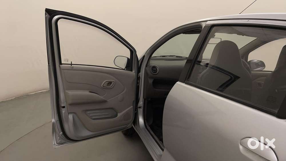 Datsun Redigo T Option, 2017, Petrol