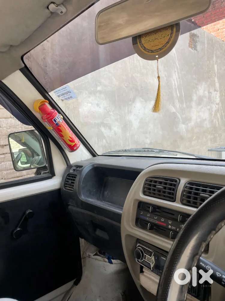 Maruti Suzuki Eeco 2017 Petrol &cng 119400 Km Driven