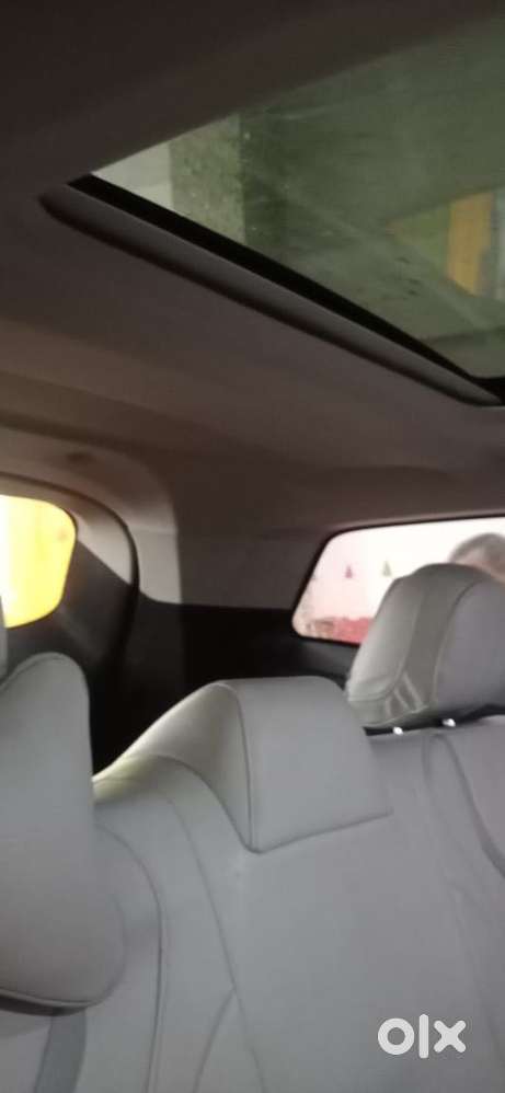 Mahindra Xuv700 2.2 Ax 5 Diesel Mt Str, 2022, Diesel