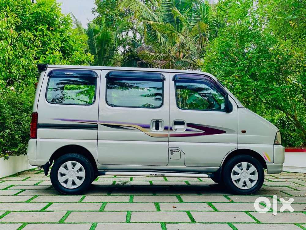 Maruti Suzuki Eeco 5 Str With A/c+htr, 2010, Petrol