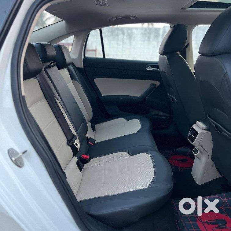 Skoda Slavia 1.0 Tsi Style At, 2024, Petrol