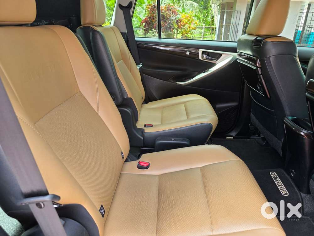 Toyota Innova Crysta [2020-ongoing] 2.4 Zx 7 Str, 2021, Diesel