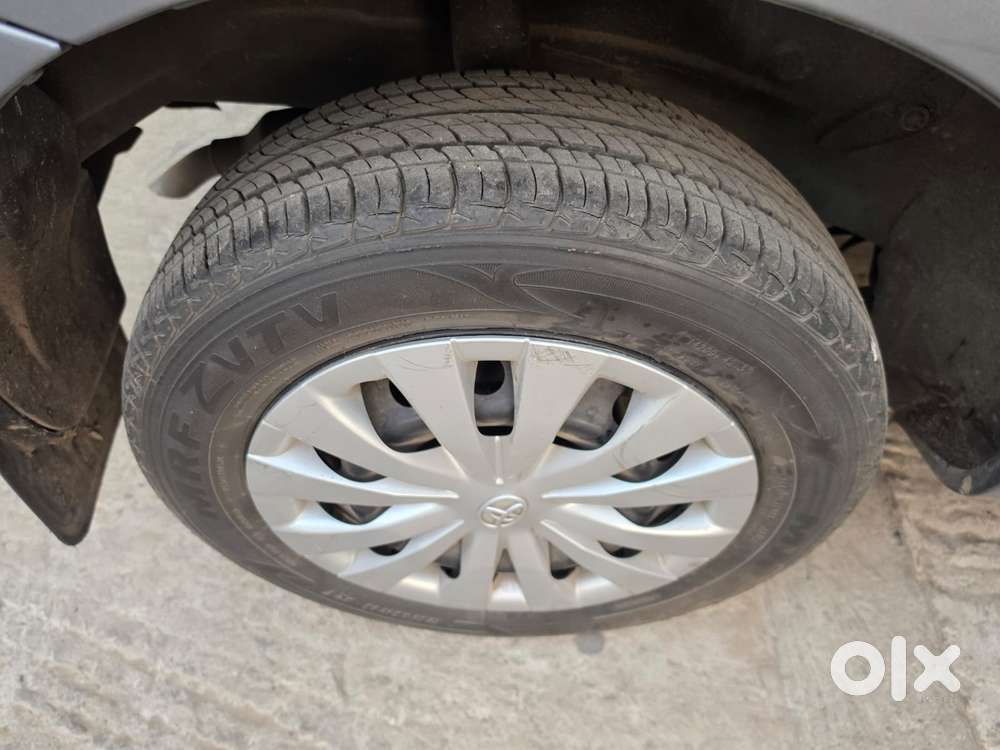 Toyota Etios Liva, 2013, Petrol