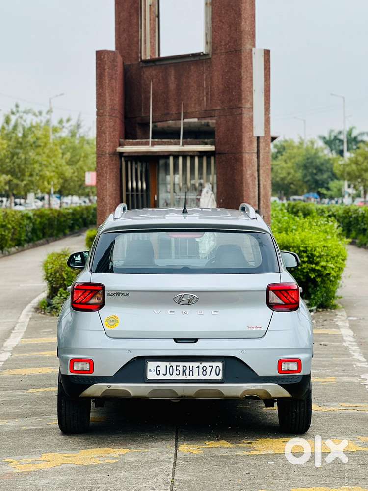 Hyundai Venue 1.0 S (o) Turbo Dct, 2019, Petrol