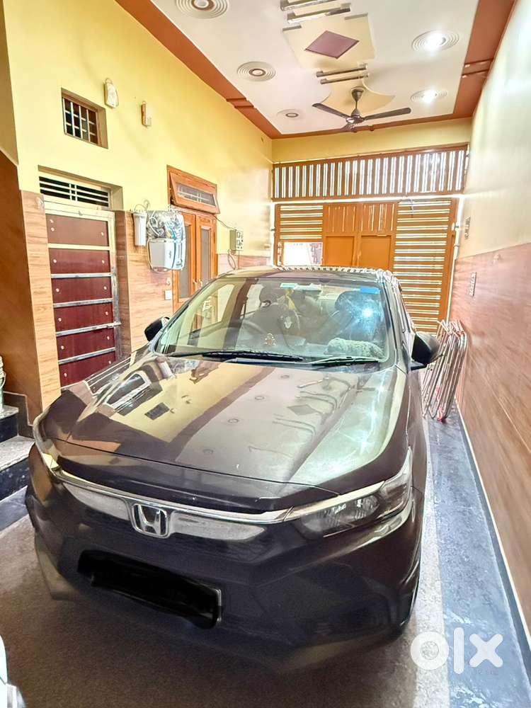 Honda Amaze Petrol Manual 2018- Superb Condition