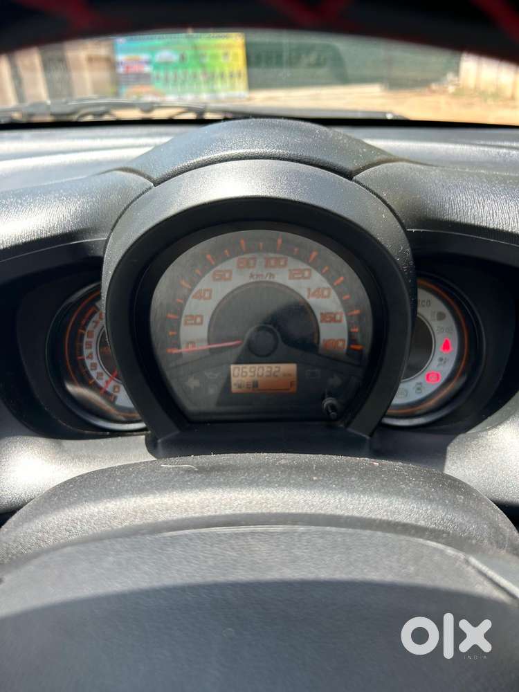 Honda Brio Vx Mt, 2014, Petrol