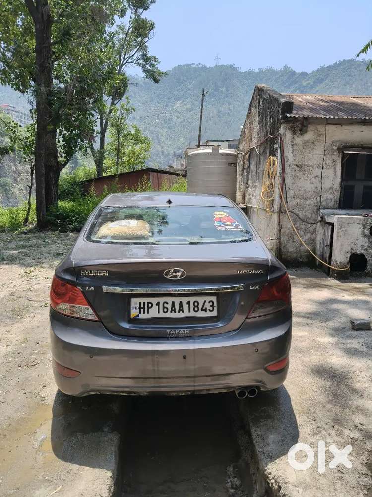 Hyundai Verna 2012