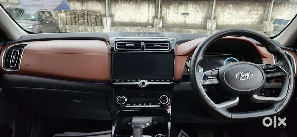 Hyundai Alcazar 2.0 Signature (o) Petrol At 6 Str Dual Tone, 2021, P..