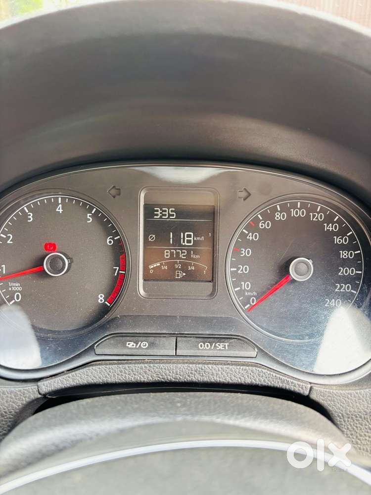 Volkswagen Polo Petrol Manual 2017