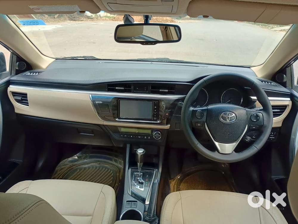 Toyota Corolla Altis Vl At, 2016, Petrol
