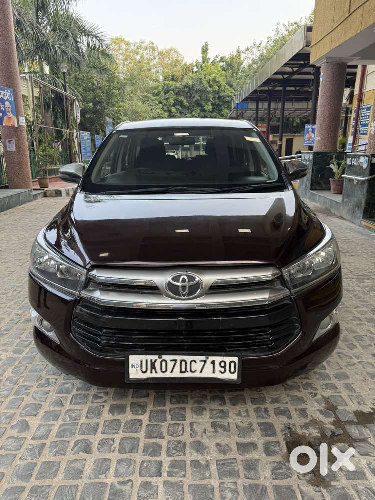 Toyota Innova Crysta 2.4 G Mt 7 Str, 2018, Diesel