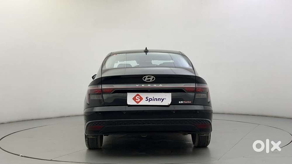Hyundai Verna 1.5 Sx (o) Turbo Petrol Dct, 2023, Petrol