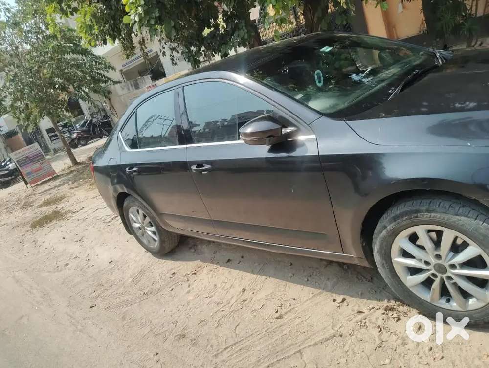 Skoda Octavia 2014 Manual Diesel Second-owner Car